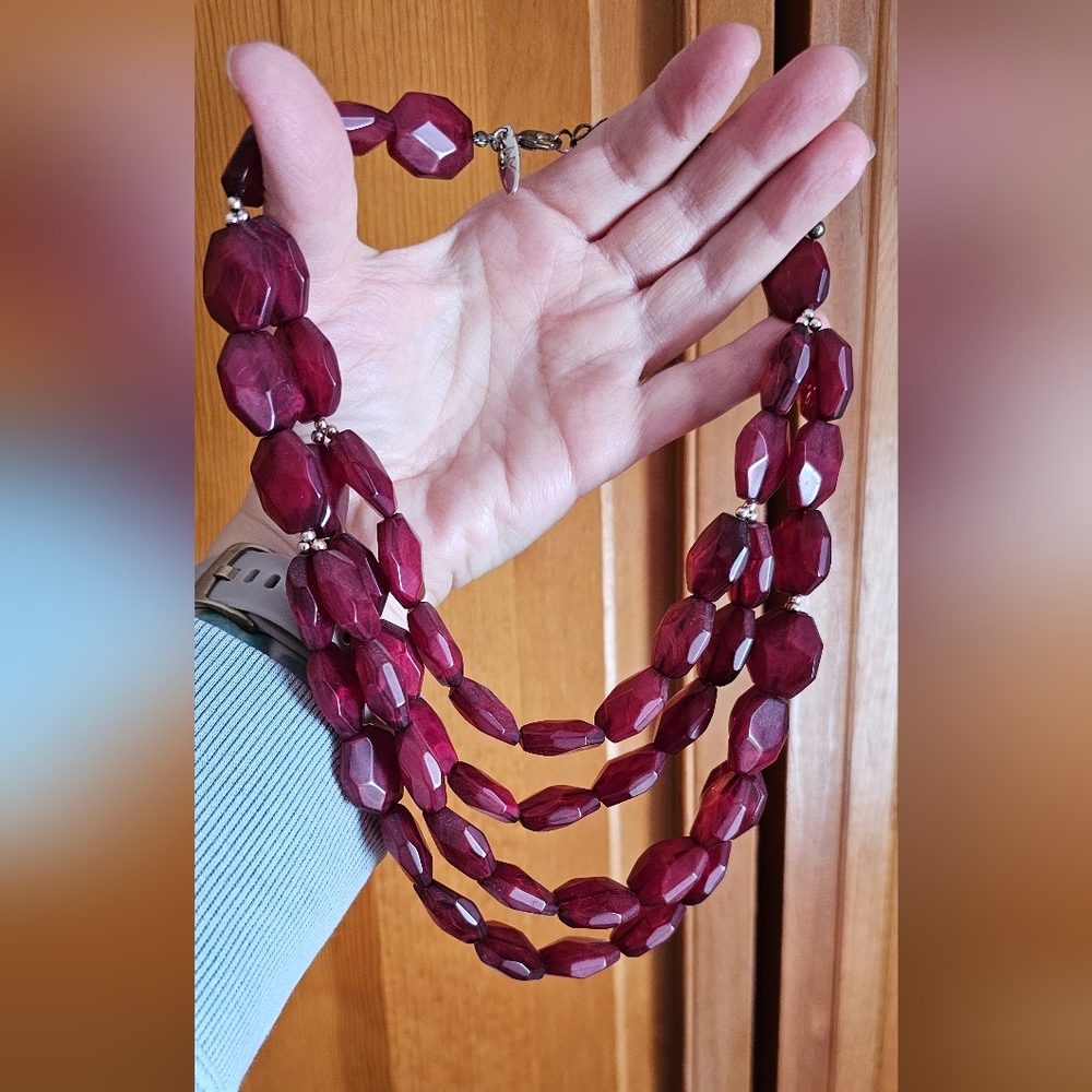Multi-Strand Faceted Fuchsia Necklace - Women Jewelry - Picture 4 of 4